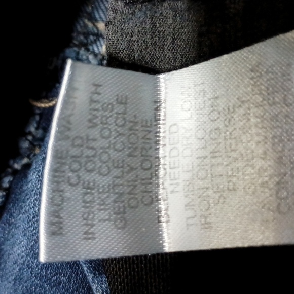 Democracy "Ab" Technology Jeans Size 6 - Picture 5 of 8